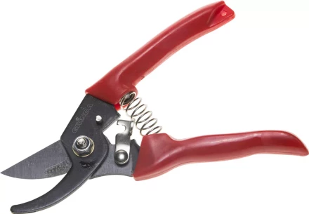 Секатор GRINDA пластмассовые ручки, усиленный, с проволочной пружиной, 180мм 40220_z01 купить в Когалыме