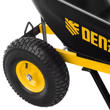 Тачка строительная усиленная объем 140 л 250 кг двухколесная колесо 15х6.00-6 Denzel 69000 купить в Когалыме