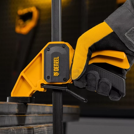 Струбцина F-образная Denzel, быстрозажимная, 600 х 80 мм, усиленный нейлоновый корпус 20508 купить в Когалыме