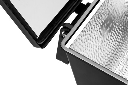 Прожектор STAYER &quot;MASTER&quot; MAXLight галогенный, с дугой крепления под установку, черный, 1000Вт 57105-B купить в Когалыме