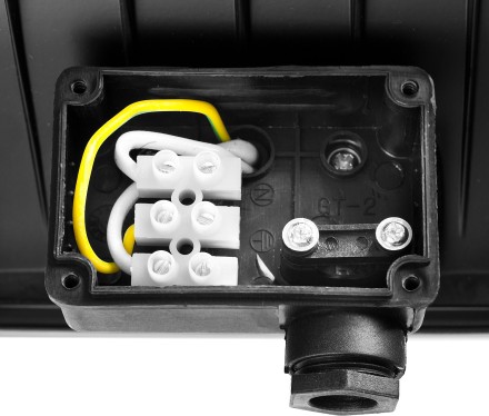 Прожектор STAYER &quot;MASTER&quot; MAXLight галогенный, с дугой крепления под установку, черный, 1000Вт 57105-B купить в Когалыме