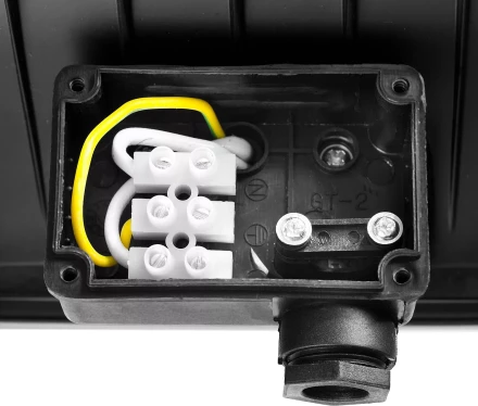 Прожектор STAYER "MASTER" MAXLight галогенный, с дугой крепления под установку, черный, 1000Вт 57105-B купить в Когалыме