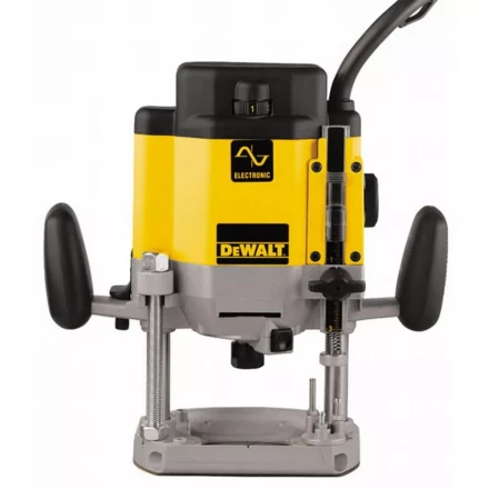 Фрезер DeWalt DW629 купить в Когалыме