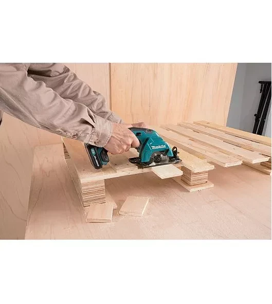 Пила дисковая аккумуляторная Makita HS301DWME купить в Когалыме