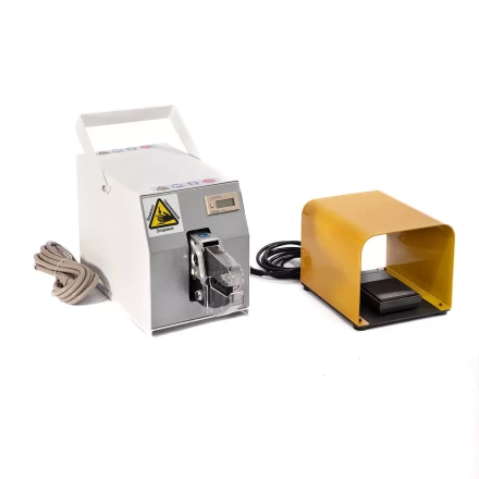 Пресс-клещи электрические КВТ ПКЭ-02 для опрессовки наконечников и разъемов матрицами МПК (91853) купить в Когалыме