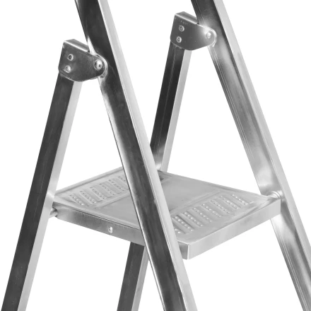 Стремянка Сибртех 97839, 7 ступеней, стальная, оцинкованная купить в Когалыме