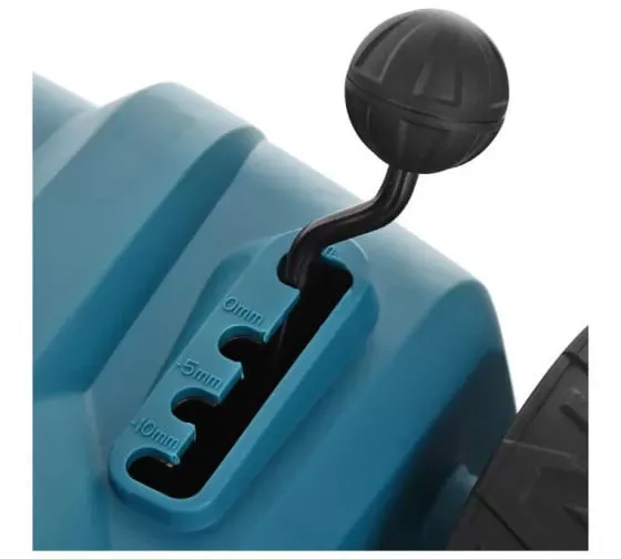 Скарификатор Makita UV3600 купить в Когалыме