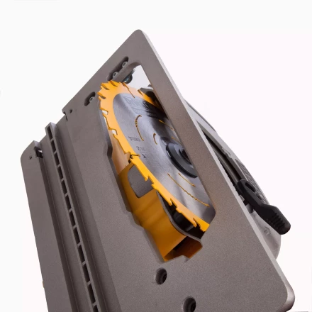 Пила дисковая DeWALT DWE 576 К купить в Когалыме