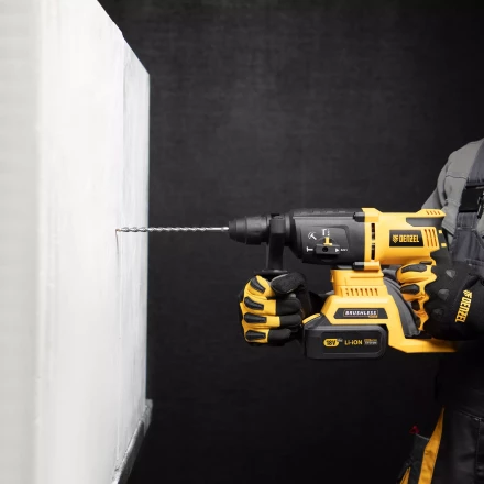 Бур по бетону Denzel, 8 x 210 мм, двойная спираль, три пылеотводящие кромки, 705013 купить в Когалыме