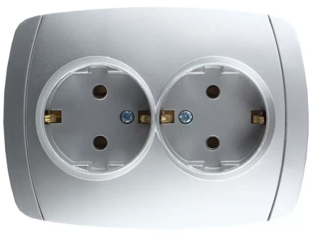 Розетка СВЕТОЗАР "АКЦЕНТ" двойная в сборе, с заземлением, цвет серебристый металлик, 16А/~250В SV-54207-SM купить в Когалыме