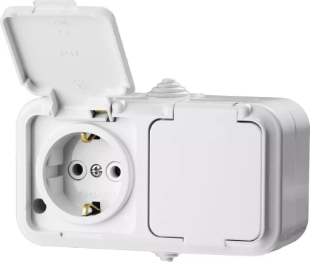 Розетка STAYER "MASTER" "MAXIMA" двухместная, с заземлением, с защитной крышкой, IP54, 16А, 220В 54307-W купить в Когалыме