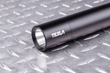 Фонарь-бита TESLA LB-40 33х400 мм купить в Когалыме