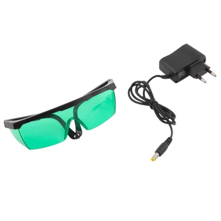 Лазерный уровень ML 06 Green, 30 м, 520 нм, аккумулятор Li 2800 мАч, резьба 5/8" Matrix 35067 купить в Когалыме