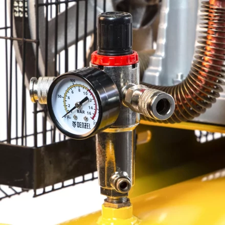 Компрессор воздушный, ременный привод BCI4000-T/200, 4.0 кВт, 200 литров, 690 л/мин Denzel 58124 купить в Когалыме