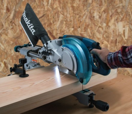 Пила торцовая Makita LS0815FLN купить в Когалыме