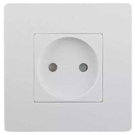 Розетка СВЕТОЗАР с защитой от детей SV-55241 купить в Когалыме