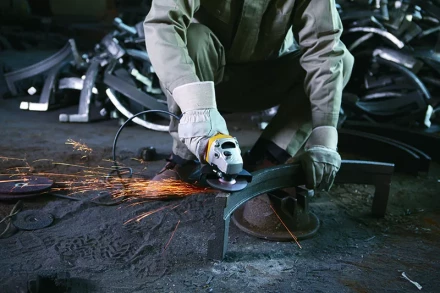 Малая углошлифовальная машина УШМ STGS 7125-RU STANLEY купить в Когалыме