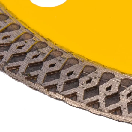 Диск алмазный отрезной Denzel 115 х 22,2мм, сплошной, супертонкий, горячий пресс, сухой/мокрый рез 73057 купить в Когалыме