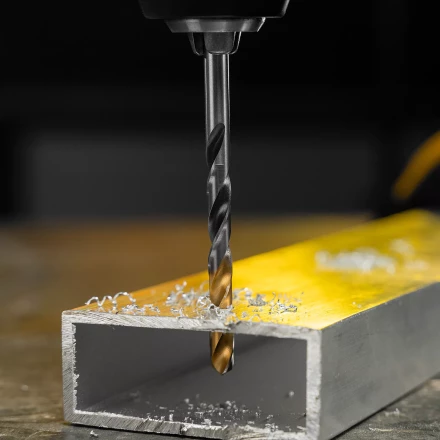 Сверло спиральное по металлу Denzel 5,5 x 93мм, Р6М5, Golden Tip, многогранная заточка, 718277 купить в Когалыме