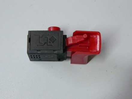 Выключатель FA2-4/1 BEK 4(4)A 250V~ 5E4 V000-000-677 купить в Когалыме